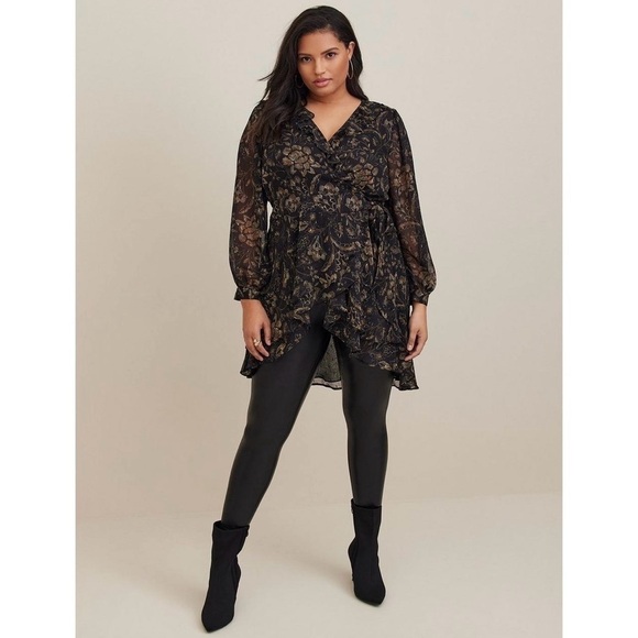 Torrid Chiffon Layered Tie Front Surplice Tunic Blouse - Floral Black - Picture 7 of 7